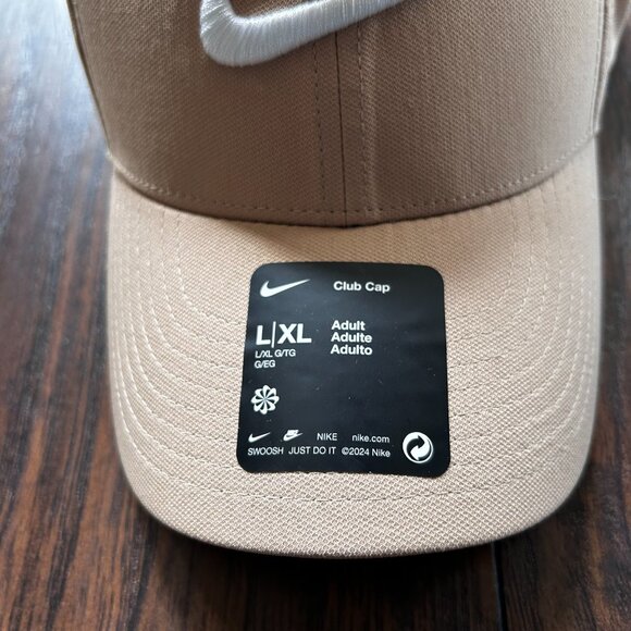 Nike- Men’s Cap - Picture 2 of 5